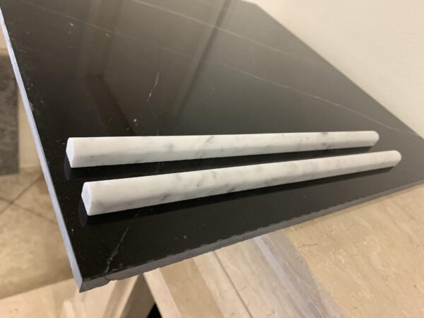 Carrara White Pencil 1/2x12 Polished Marble Trim 3