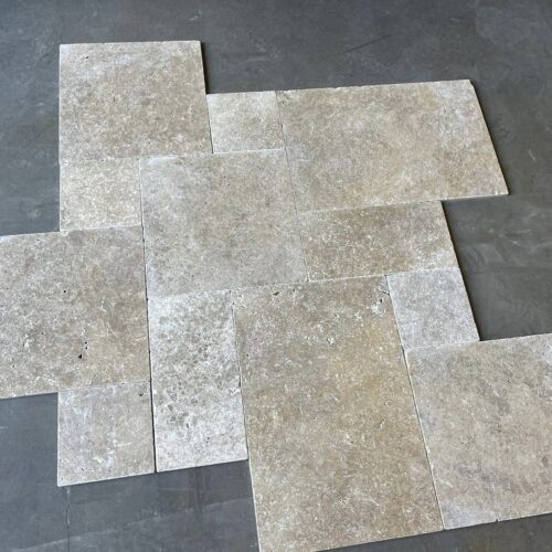 Ivory Versailles Travertine Pattern Tumbled Tile 0