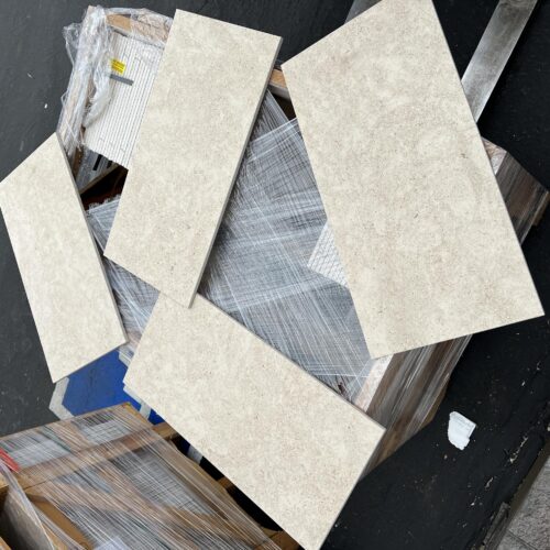 Gascogne Beige Limestone 12x24 Honed Tile