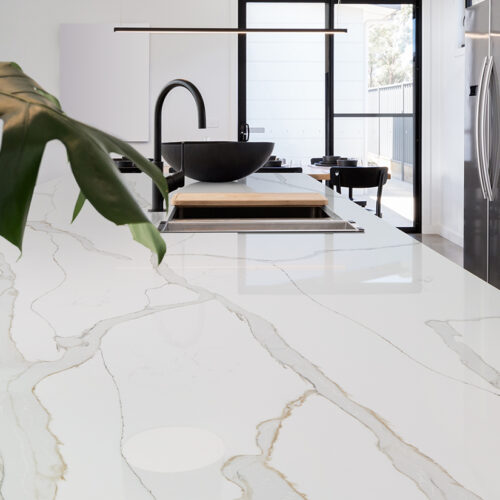 Calacatta Solessio Book-Match Quartz Slab 0