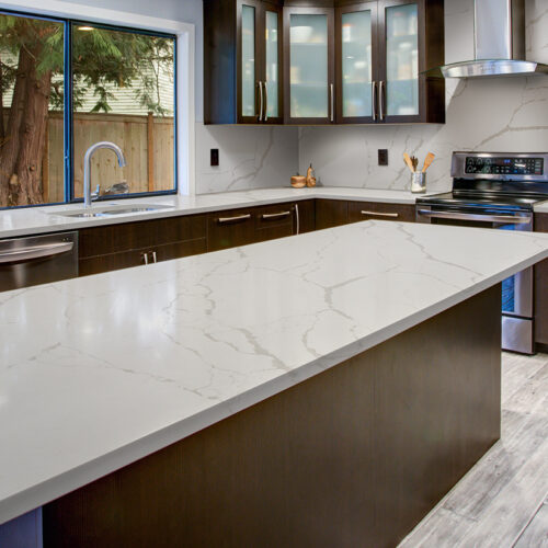 New Calacatta Laza Quartz Slab 0