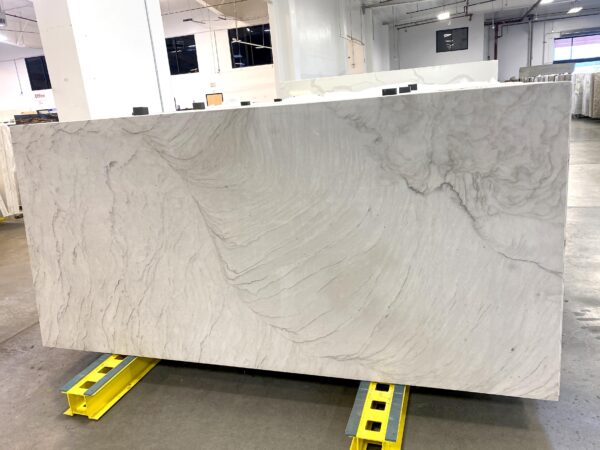 Quartzite slabs Macaubas Classic 110X36 White Slab