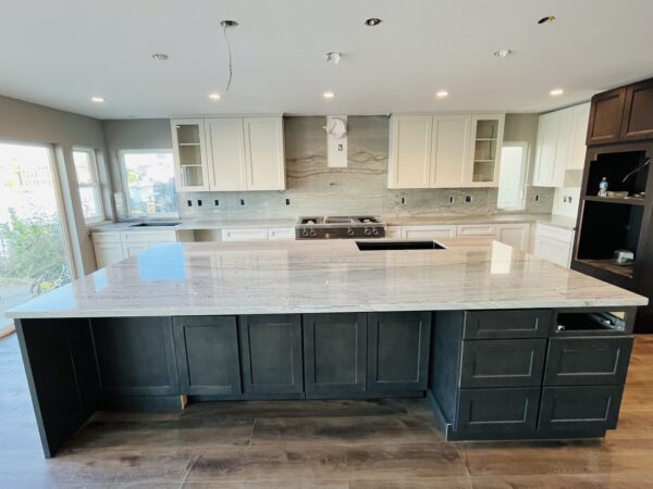 Quartzite slabs Maldivi 110X26 White Slab 1