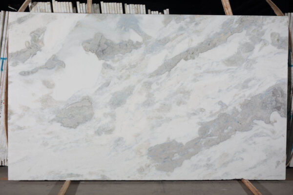 Quartzite slabs Namib Fantasy 110X42 Light Gray Slab 1