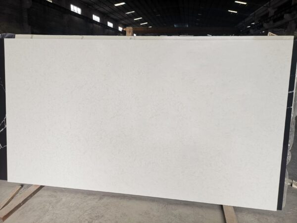 Quartz Stone Slabs Masha Cream 110x36 Black Slab