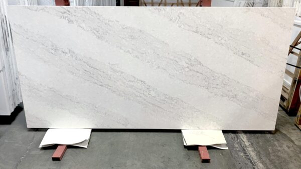Quartz Stone Slabs Calacatta River 110x52 White Slab 1