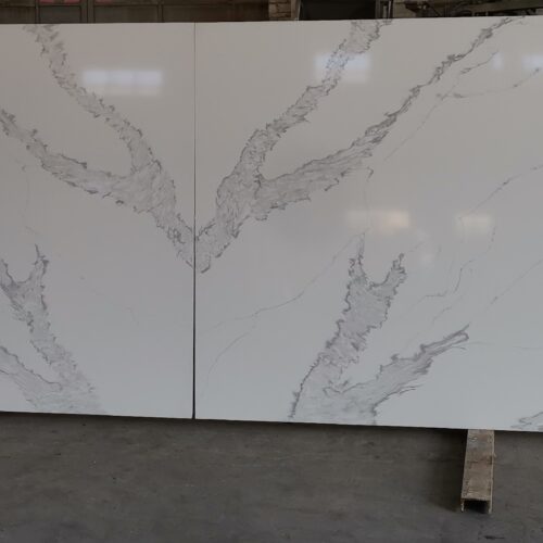 Quartz Stone Slabs Calacatta Corchia 110x36 White Slab 0