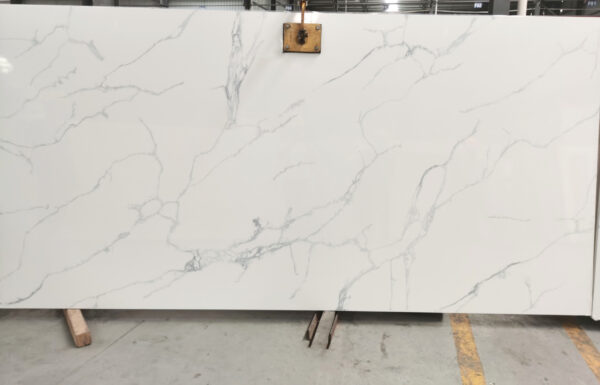 Quartz Stone Slabs Verona 110x26 White Slab 0