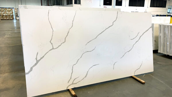 Quartz Stone Slabs Calacatta Cloud 110x26 White Slab