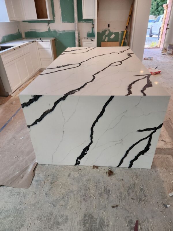 Quartz Stone Slabs Calacatta Plazo 110x42 White Slab 2