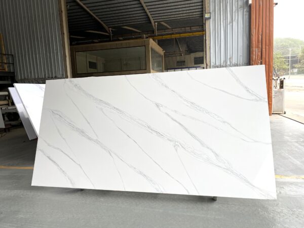 Quartz Stone Slabs Damietta 110x26 White Slab 0