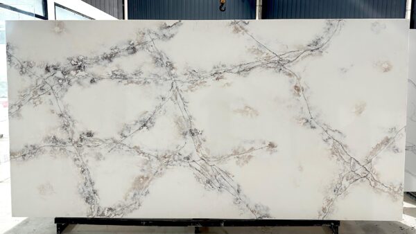 Quartz Stone Slabs Sakura 110x26 White Slab 0